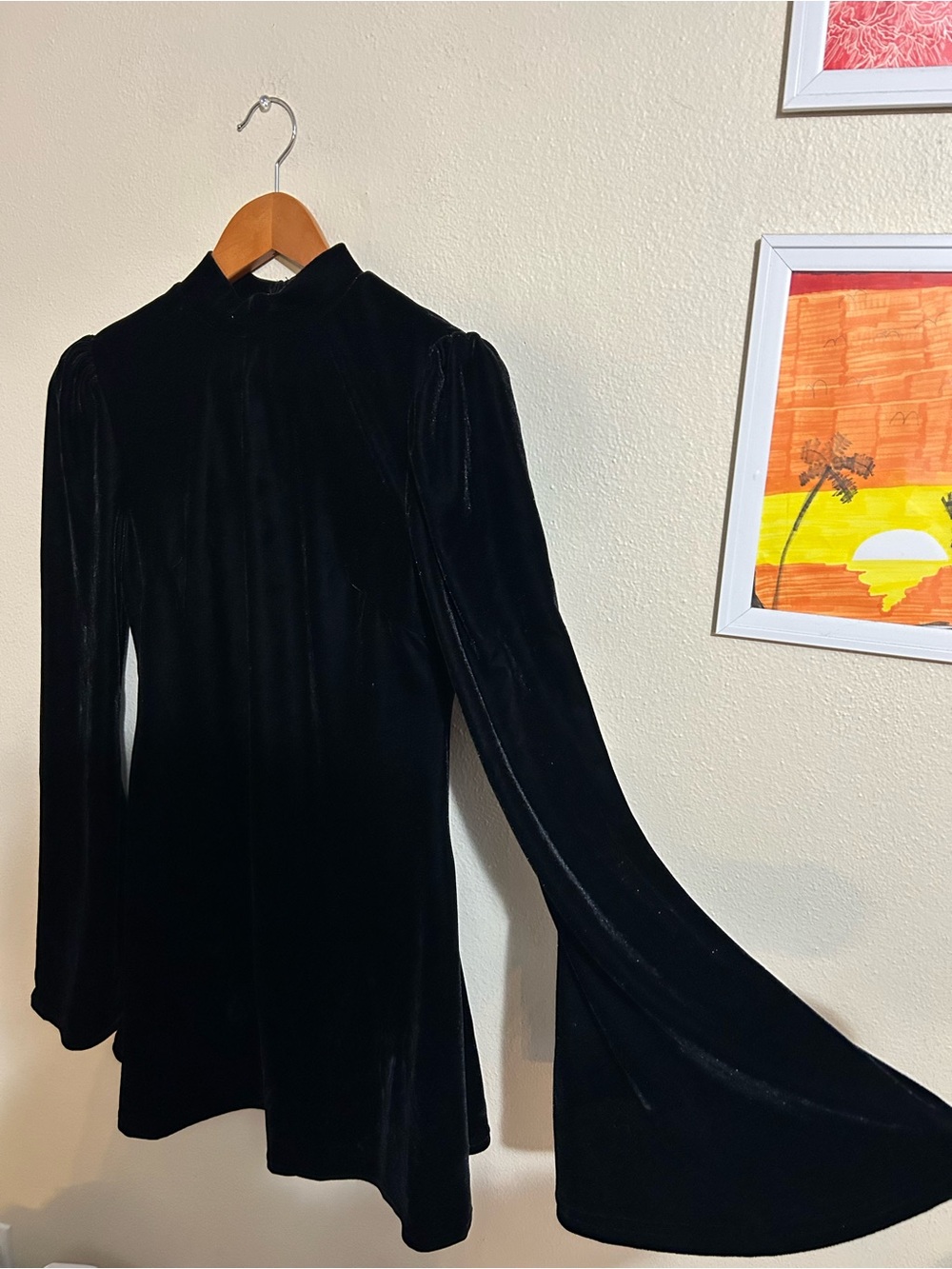 Kihilist KillStar Black Velvet Bell Sleeve Dress Whimsigoth Size Medium Goth